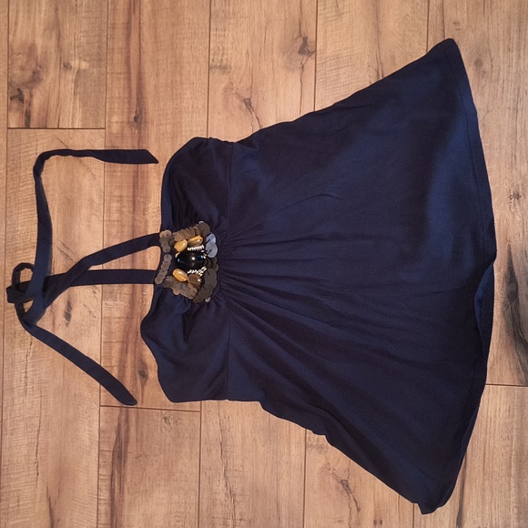 Halter Top - Picture 1 of 3